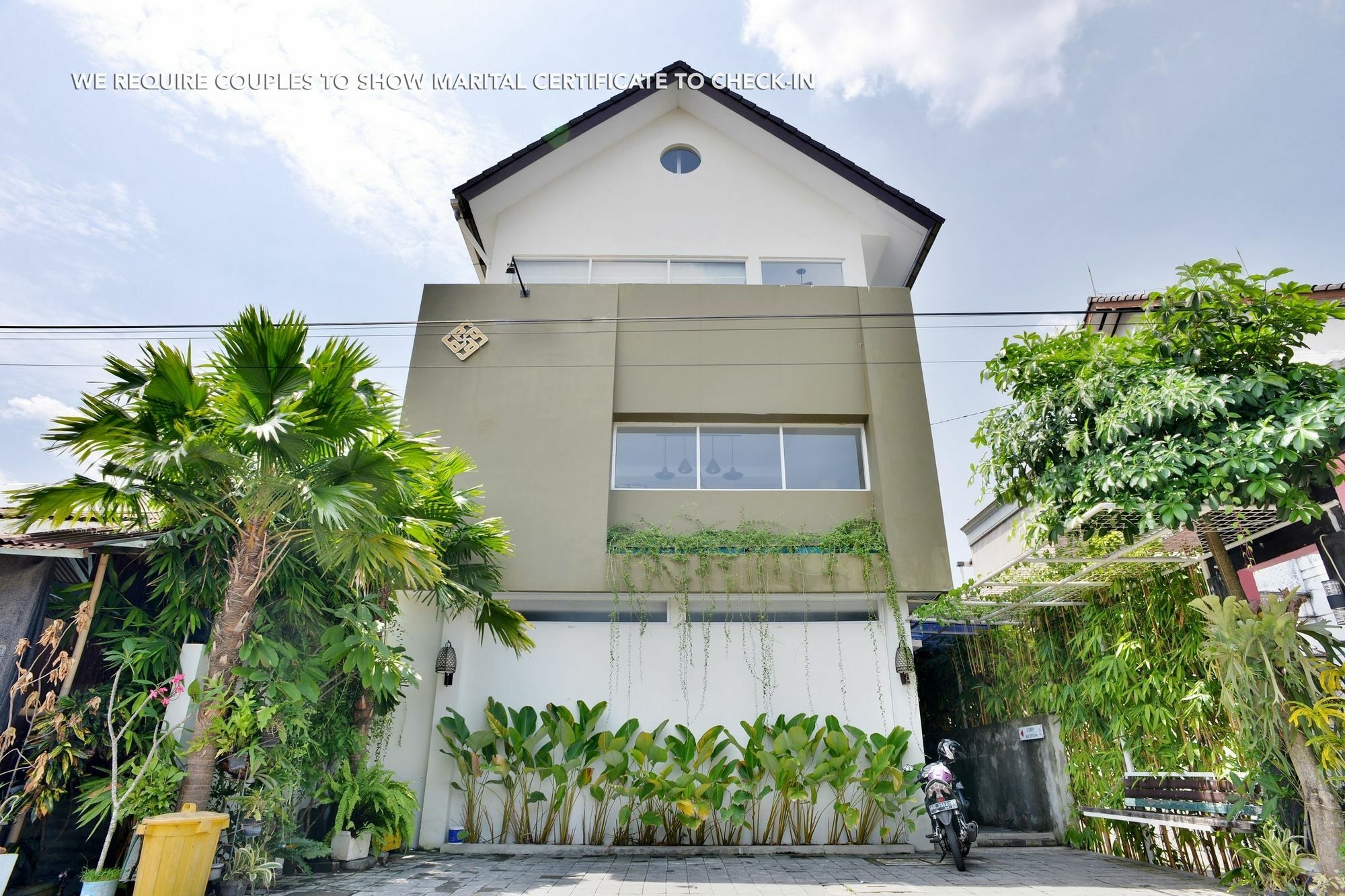 Zen Rooms Pogung Syariah Kejayan Luaran gambar